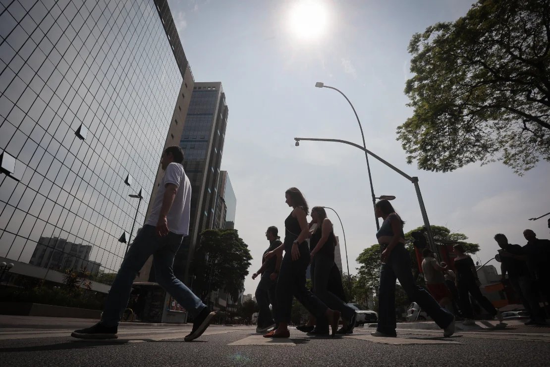 Calor intenso e baixa umidade marcam o domingo em São Paulo