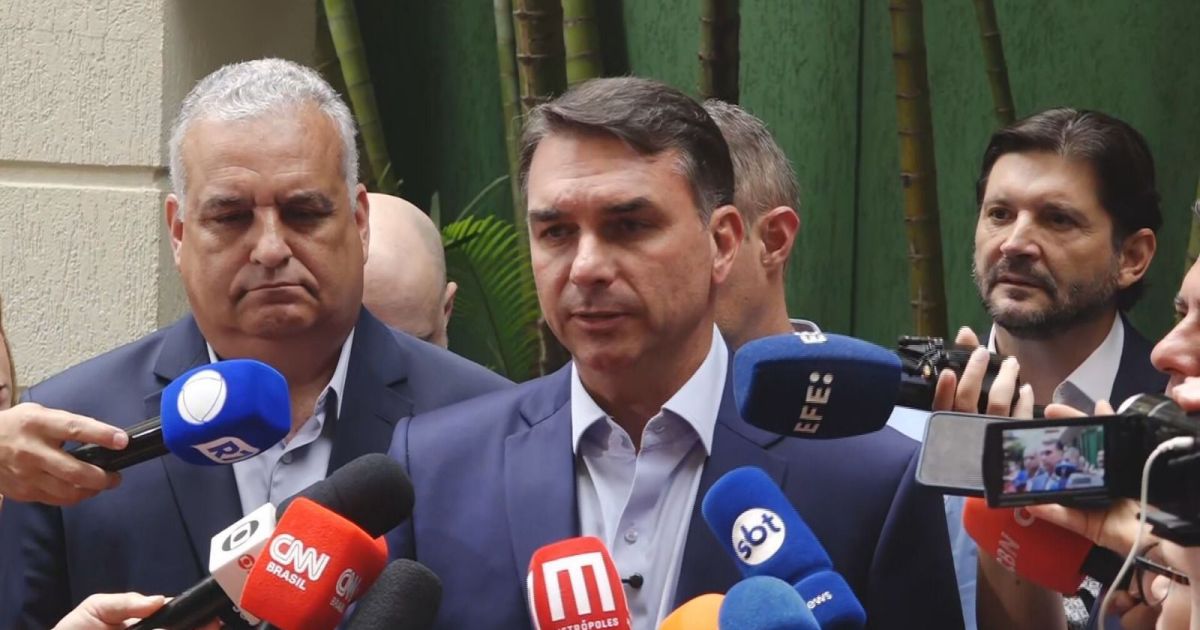 Flávio defende modelo de segurança de El Salvador em SP