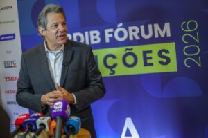 Haddad promete fortalecer agências reguladoras de SP
