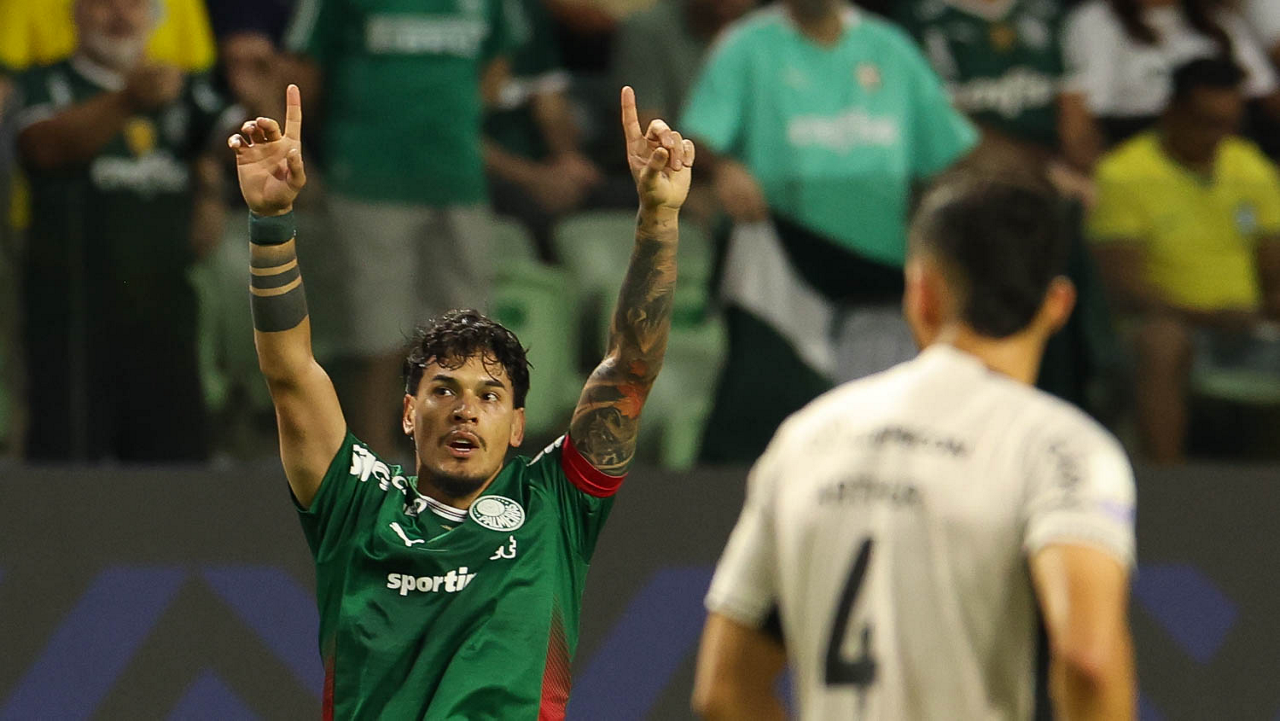 Maior zagueiro artilheiro da história do Palmeiras, Gustavo Gómez ‘destrava’ jogos