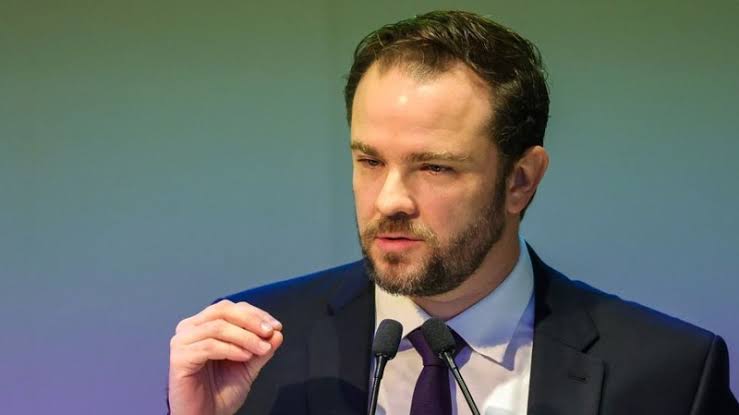 Durigan vira voz de Lula contra Flávio na economia e endurece críticas ao bolsonarismo Durigan vira voz de Lula contra Flávio na economia e endurece críticas ao bolsonarismo
