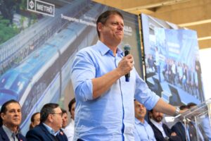 Tarcísio cancela ida ao programa “Roda Viva”, da “TV Cultura”