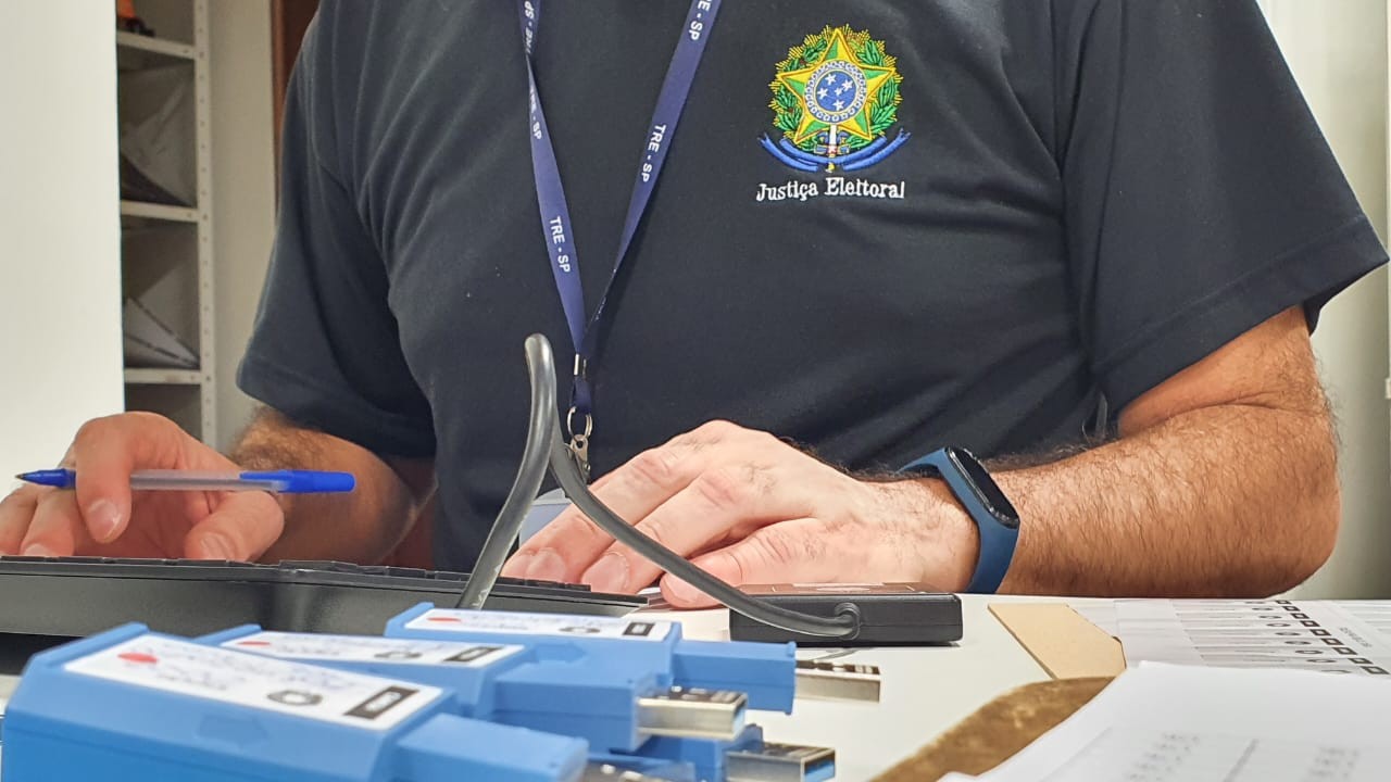 TRE-SP abre vagas temporárias para Eleições 2026 com salário de R$ 1,8 mil no interior de SP; veja oportunidades