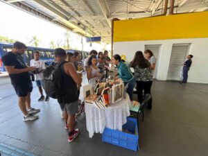 Biblioteca Móvel leva empréstimo e doação de livros ao Terminal Pimentas em setembro