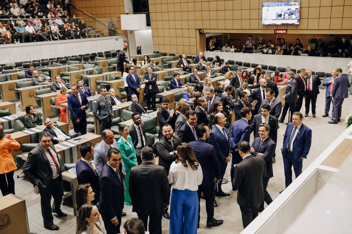 Base de Tarcísio domina Alesp com 65 deputados