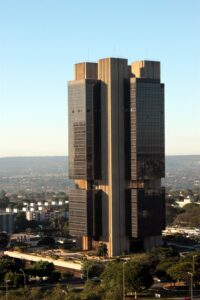 Selic pode fechar 2026 em 13,25%, projeta Bank of America