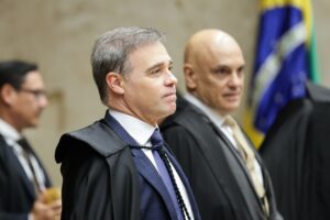 Moraes acusa Mendonça de crimes e escancara crise no STF