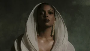 THAMI apresenta ‘RELEVURAS’ com participação especial de Luedji Luna