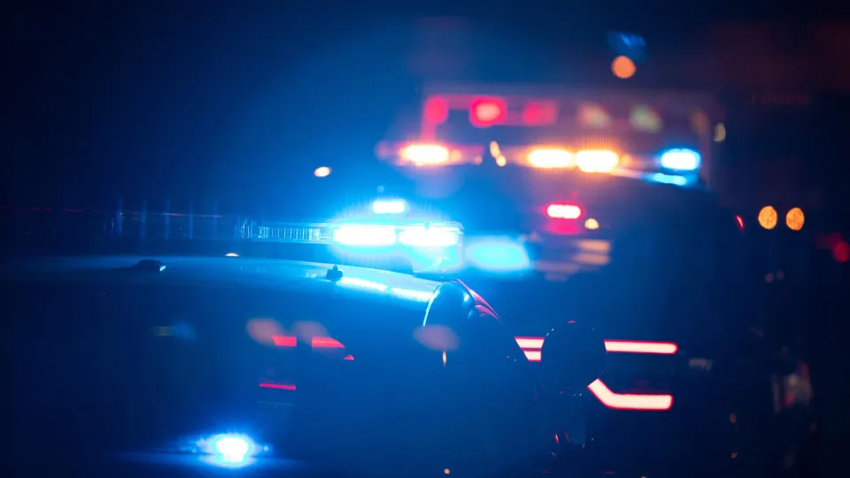Presa quadrilha suspeita de furtar veículos de luxo e repassar ao Comando Vermelho no RJ Presa quadrilha suspeita de furtar veículos de luxo e repassar ao Comando Vermelho no RJ