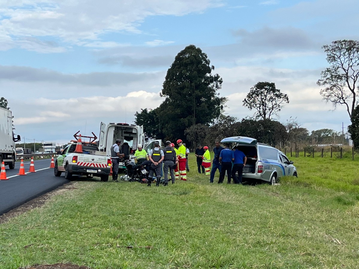 Motociclista de 30 anos morre em grave acidente na SP-310 no interior de SP Motociclista de 30 anos morre em grave acidente na SP-310 no interior de SP