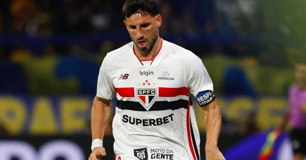 Calleri contesta decisões da arbitragem e lamenta a derrota do São Paulo Calleri contesta decisões da arbitragem e lamenta a derrota do São Paulo