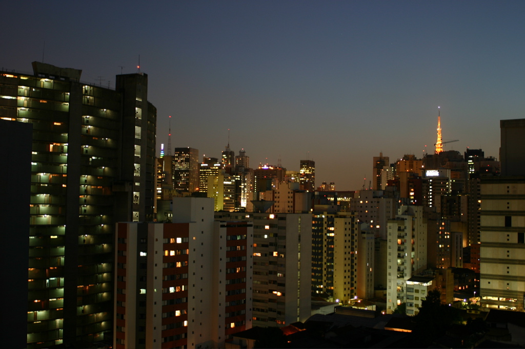 Diversos SP: alagamentos, operação feriado e mais destaques Diversos SP: alagamentos, operação feriado e mais destaques