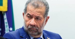 PDT: Executiva assume negociação sobre fusão e federação