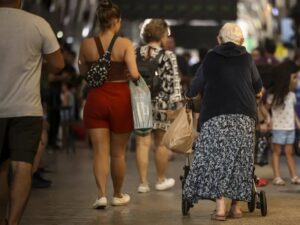 Corte de verbas militares libera R$ 226 mi para BPC e SUS