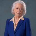 Fernanda Montenegro faz 97 anos e segue em plena atividade