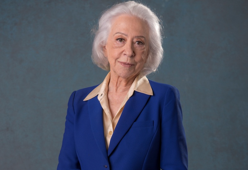 Fernanda Montenegro faz 97 anos e segue em plena atividade