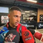 Flamengo goleia Vasco e abre 3 pontos na liderança
