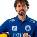 Guarulhos vôlei demite técnico Vitinho Hillmann