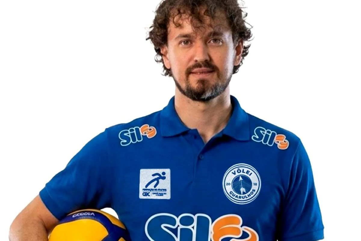 Guarulhos vôlei demite técnico Vitinho Hillmann