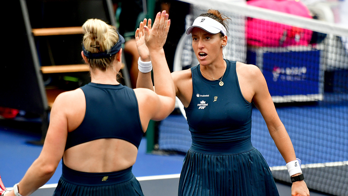 Luisa Stefani estreia com vitória no WTA 1000 de Pequim