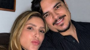 Manu Bahtidão anuncia fim de casamento de 11 anos