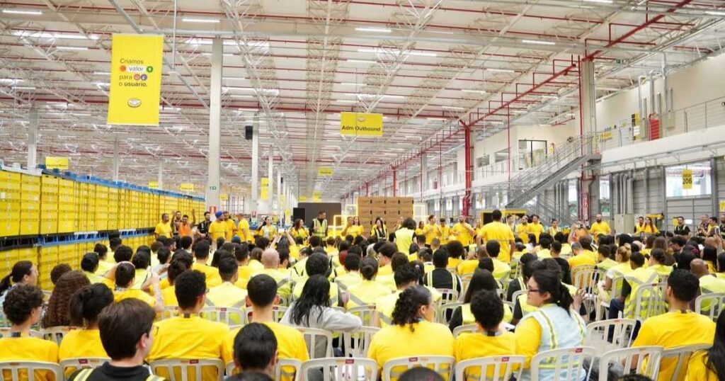 Mercado Livre São Bernardo abre unidade com 1.500 vagas Mercado Livre São Bernardo abre unidade com 1.500 vagas