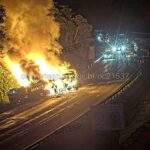 Rodoanel interditado após incêndio entre carretas em SP