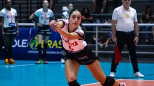 Superliga Feminina: Sesi Bauru vira sobre o Londrina