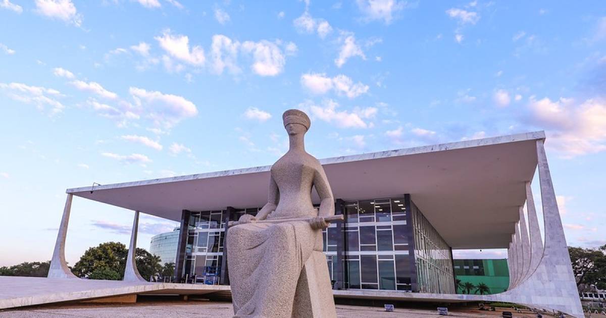 Lula pede ao STF passe livre interestadual no 2º turno Lula pede ao STF passe livre interestadual no 2º turno
