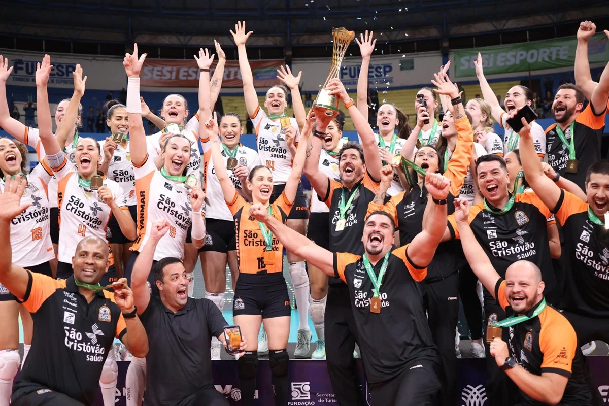 Supercopa de vôlei: Praia e Osasco decidem o título