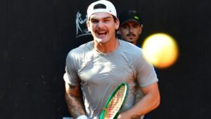 Thiago Wild sobe 25 posições e vira nº 2 do Brasil na ATP
