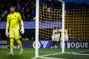 Vasco vence o Boca na Bombonera e fica perto da final